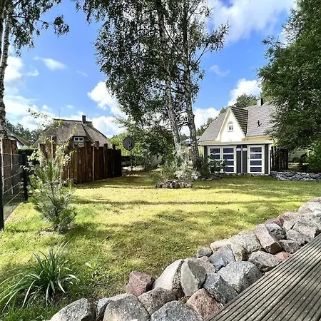 Holiday Home With 2 Bedrooms *